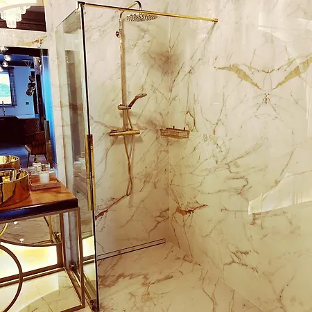 Golden Flamingo Appartement *