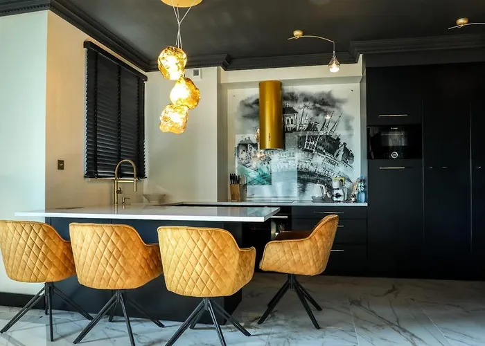 Golden Flamingo غدانسك