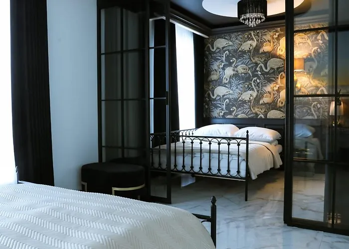 Golden Flamingo غدانسك