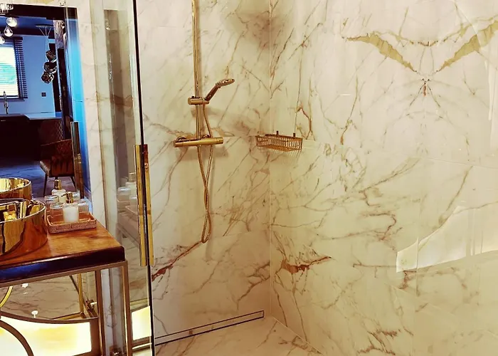 Golden Flamingo شقة *