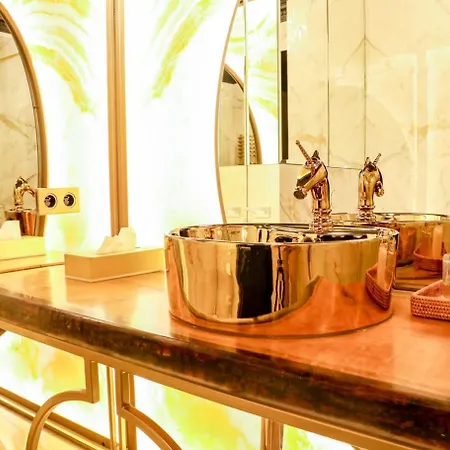 شقة Golden Flamingo